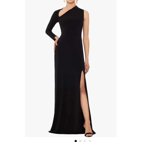 Betsy & Adam Dresses & Skirts - Betsy & Adam Asymmetric Single Long Sleeve Gown Black One-Shoulder Dress